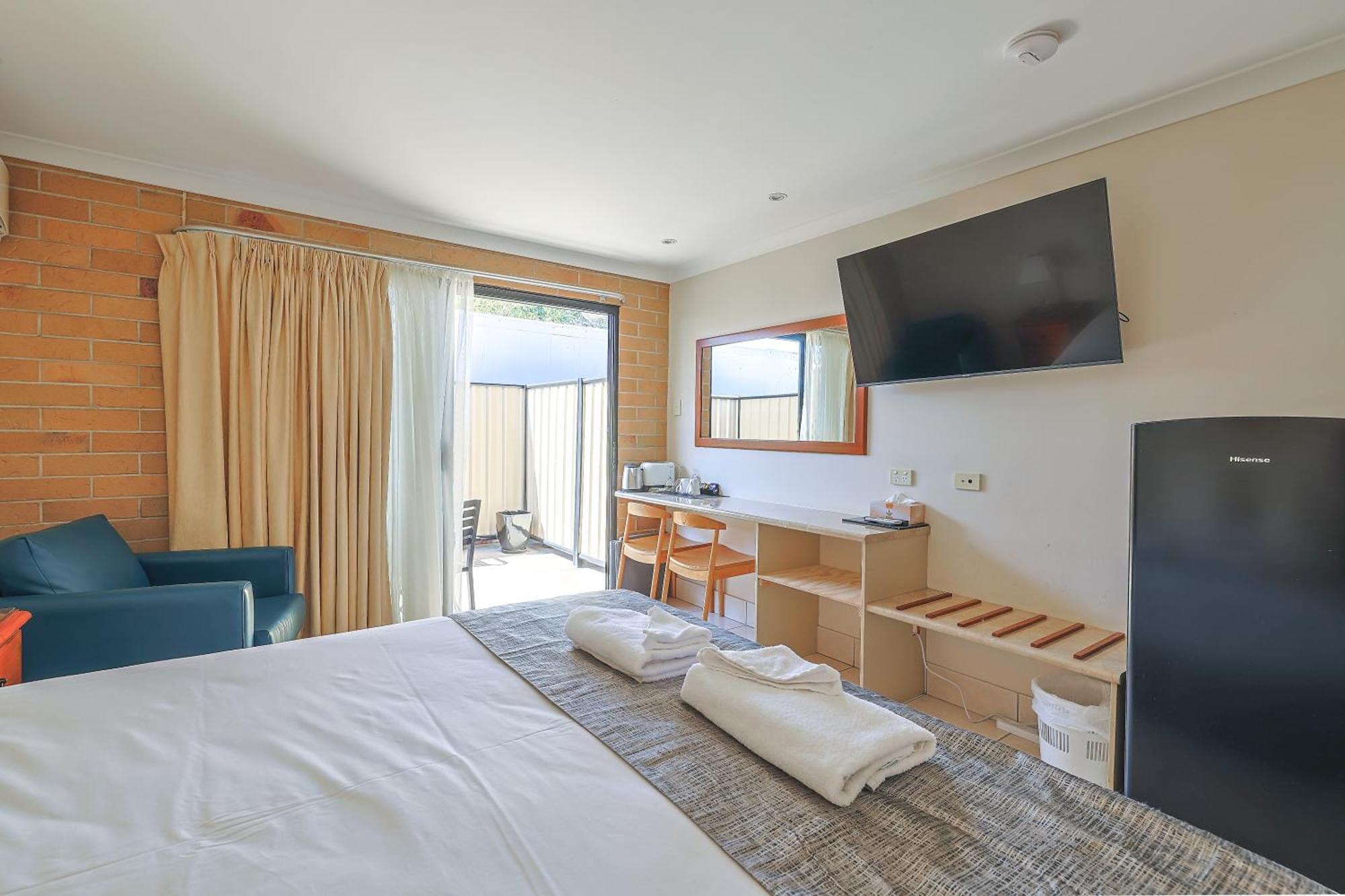 Emerald Central Palms Motel Dış mekan fotoğraf