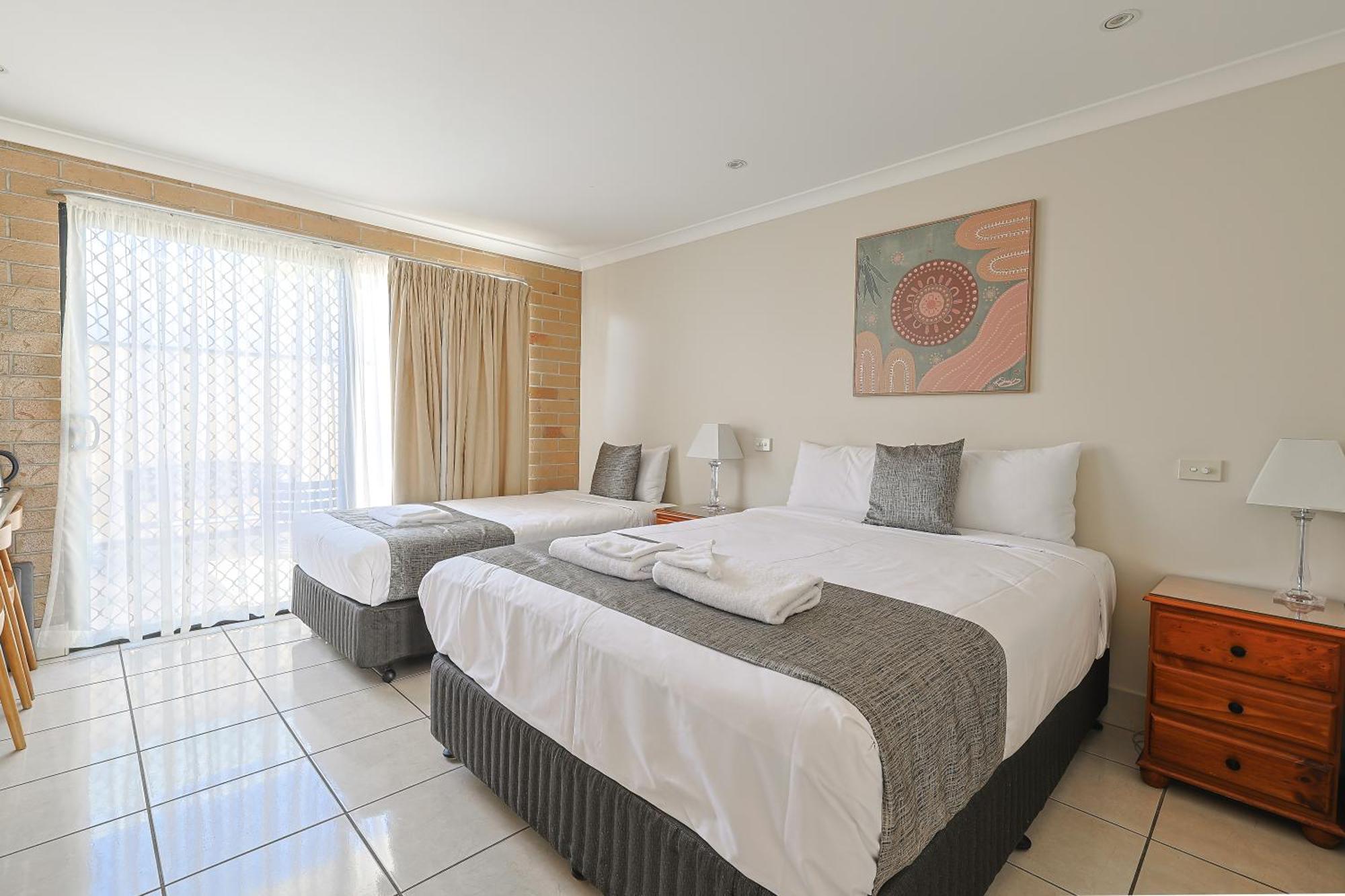 Emerald Central Palms Motel Dış mekan fotoğraf