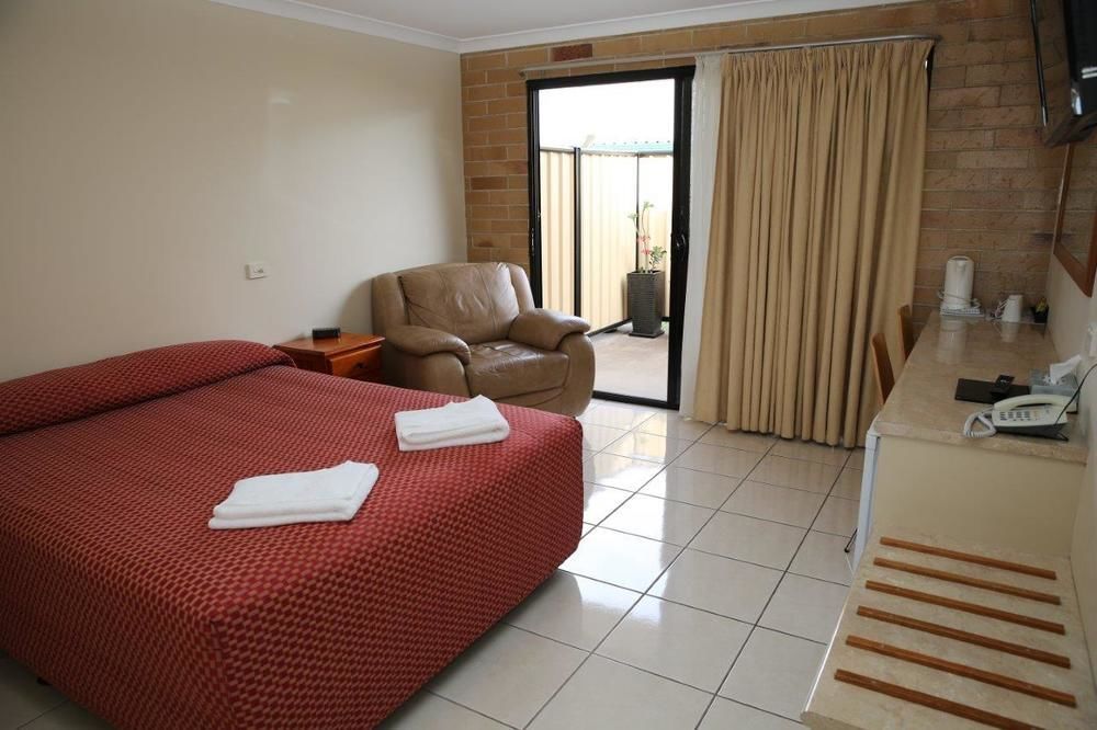 Emerald Central Palms Motel Dış mekan fotoğraf
